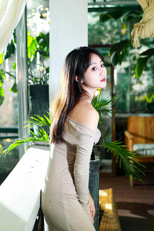 雅典妇女图片大全
